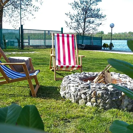 Villa Dunavska Kuca *