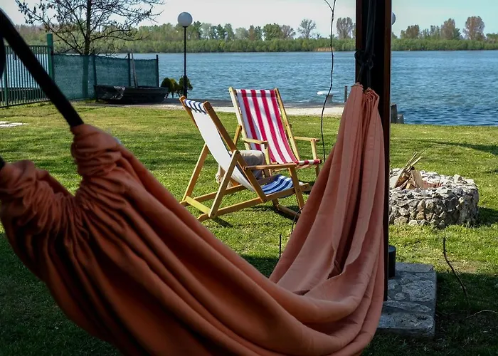 Dunavska Kuca فيلة سميديريفو