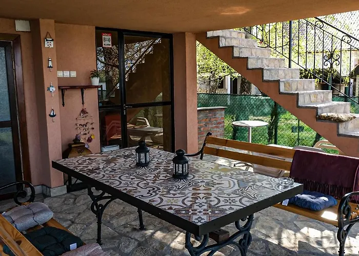 فيلة Dunavska Kuca *