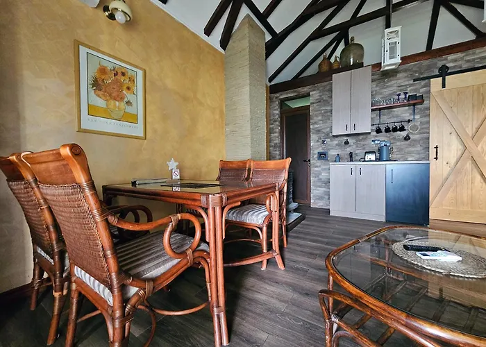 فيلة Dunavska Kuca